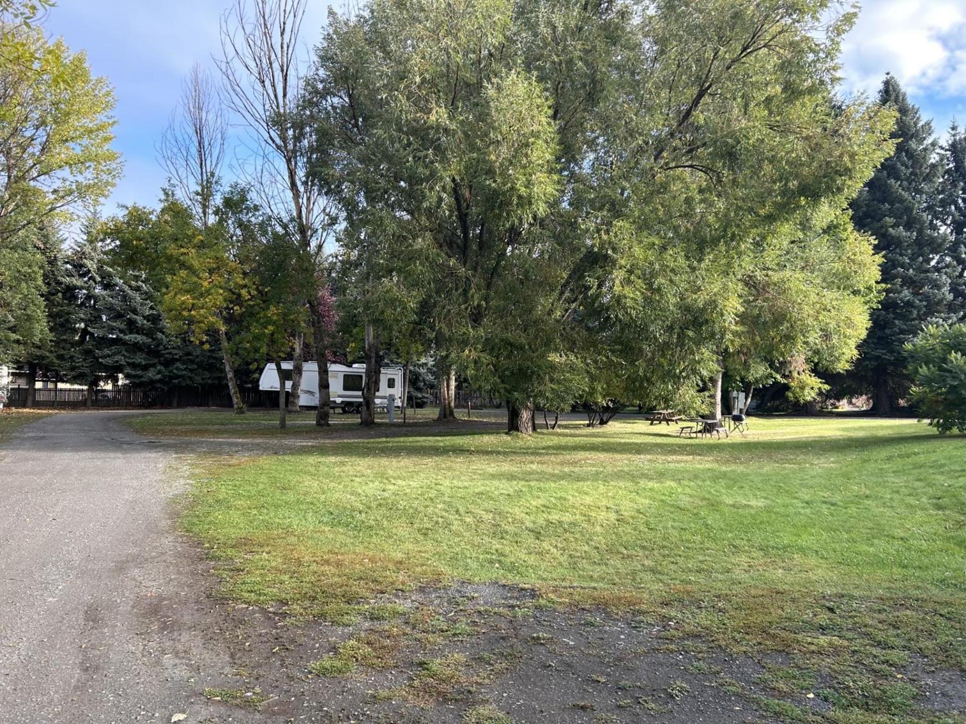 The Idaho Lodge & Rv Park Bonners Ferry Exterior photo
